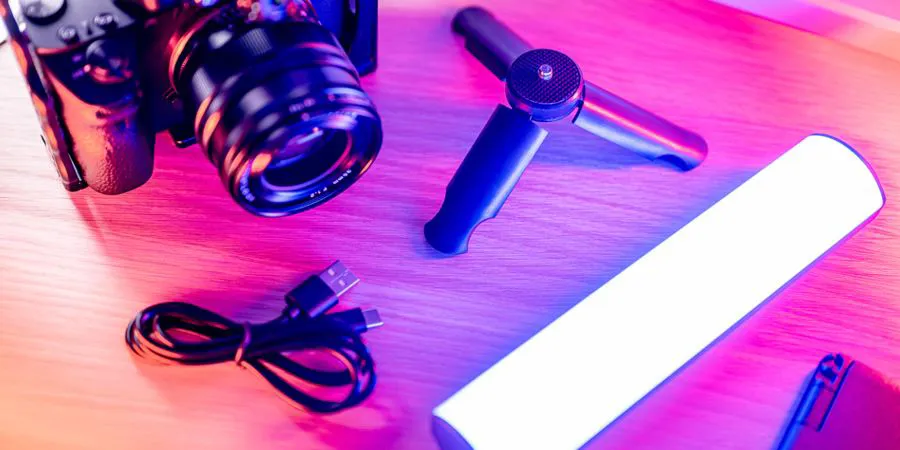 Lampa LED Newell RGB Kathi Nano